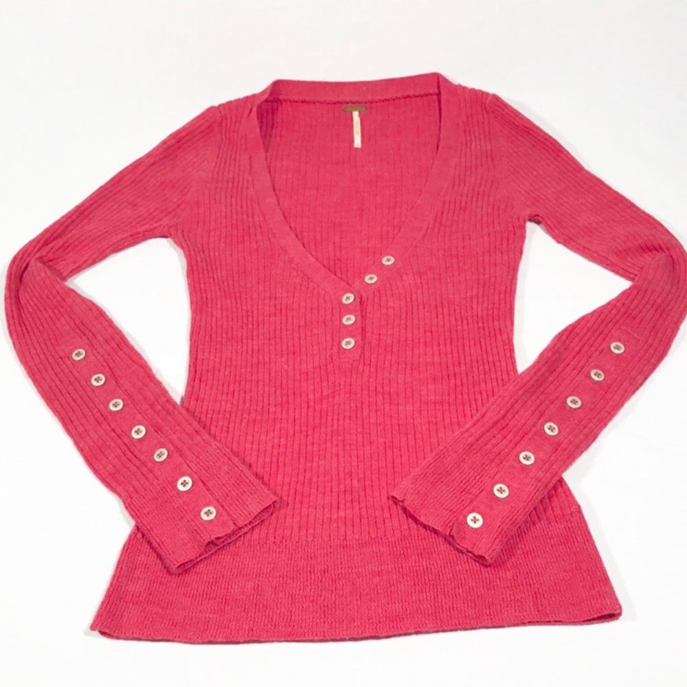 Free People | Red Ribbed V-Neck Long Tee - Picture 2 of 5
